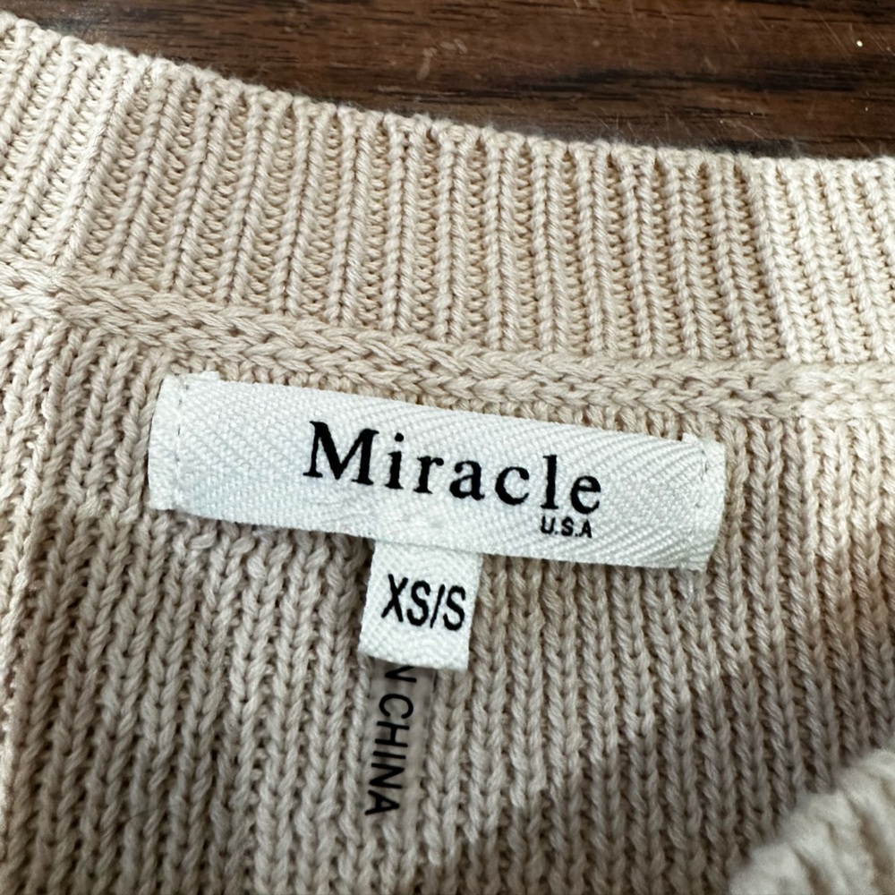 Miracle Beige Sweater with American Flag Design - Picture 2 of 4